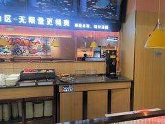 -小鱼小牛·鱼牛干锅·脆鱼火锅(世欧广场店)