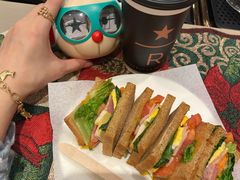 -星巴克臻选(上海今潮8弄店)
