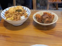 -红猪卤肉饭(大西洋美食城店)