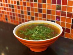 咖喱牛肉粉丝汤-白玉兰传统小吃
