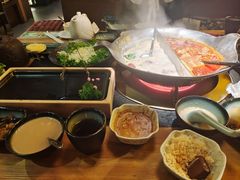-湊湊火锅·茶憩(恒隆广场店)