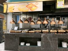 -金马门国际美食百汇(珞喻路店)