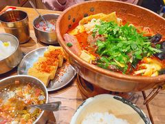 -成都你六姐·牛肉冒菜(城市集市合生汇店)