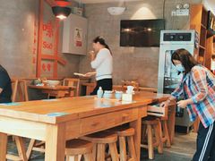 -湘人龙记老长沙米粉(华普国际大厦店)