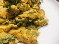 香椿炒鸡蛋-关东大厨老三熏鹅(新石店)