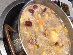 -椰小鸡·琼州糟粕醋·火锅(美兰缤纷城店)