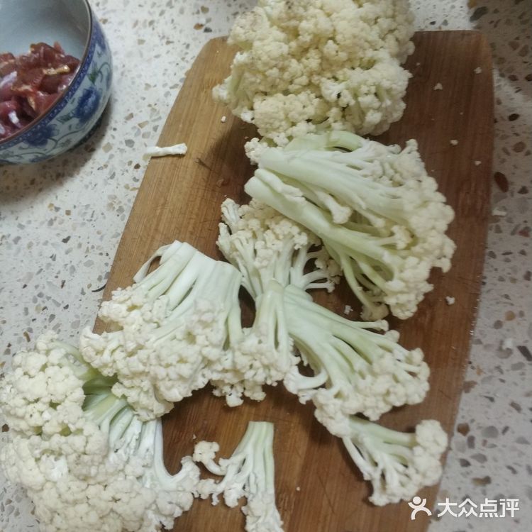 周三家常菜之花菜炒肉丝
