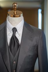 -优刻西服西装定制(金轮国际广场店)