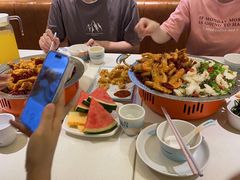 -小鱼小牛(世欧广场店)