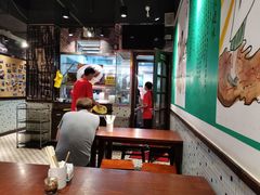 大堂-陈光记烧腊(长寿路店)