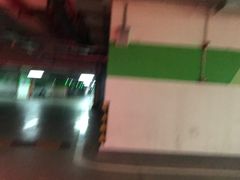 -万象城-停车场
