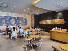 用餐区-星巴克(武汉湘隆时代广场店)