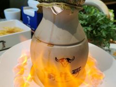 俏牛哥特色煨罐牛肉-俏牛哥鲜牛肉牛肆馆(重庆天地店)