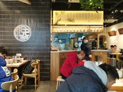大堂-馋三尺蟹粉小笼(人民广场店)