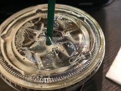 -星巴克(浦东机场T1国际27号口店)