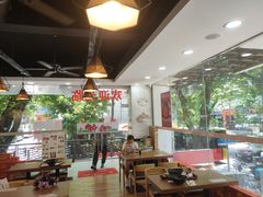 大堂-杨国福麻辣烫