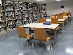 -南山图书馆(常兴路店)