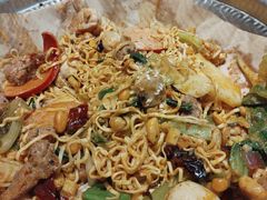 -红渡小香·牛肉麻辣香锅(车站南路店)