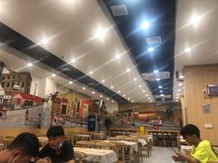 -江城燕子大排档(江汉路步行街店)