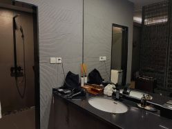 -THANN EXPRESS SPA