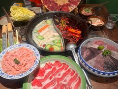 -周小明火锅(黑金冠社区店)