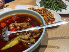 -渝信川菜 · 川味家常菜(财富购物中心店)