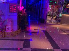-好乐迪(张扬路八佰伴店)