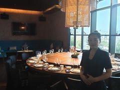 靠窗位-凤凰湘语·湘粤鲜融(浦东旗舰店)