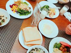 -山明水秀大饭店