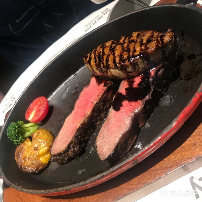 西堤厚牛排(合生汇店)法式鹅肝牛排图片 - 第1张