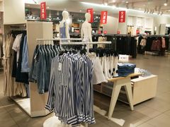 -H&M(华润万象城店)
