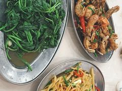 -巽寮湾海鲜批发码头