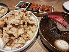 -百年石锅饭(阿里郎美食街店)