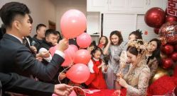 点击看大图 -挪娅婚纱摄影皇家会所