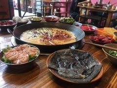 -周幺妹重庆老火锅(银泰城总店)