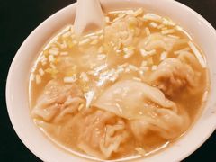 净鲜虾云吞-伍湛记 · 广州老字号(龙津中路店)