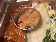 牛油辣锅底-巴奴毛肚火锅(广益哥伦布店)