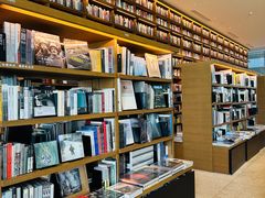 -茑屋书店(天目里店)