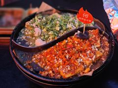 -何师烧烤Pro ··江湖川菜·小龙虾·精酿啤酒(太古里旗舰店)