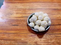 肉包-红帽叔叔包子