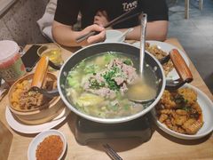 -全牛匠·乐山跷脚牛肉(新中关店)