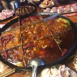 味道也还行比其他火锅只有景没有味道的好