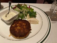 招牌蟹肉饼-Wolfgang’s Steakhouse 沃夫冈牛排馆(上海白玉兰广场店)
