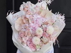 -梨媛花艺设计