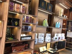 -比顿咖啡(和顺古镇店)