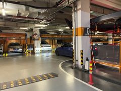 -Iapm环贸地下车库