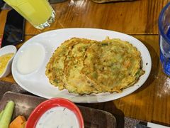 西葫芦饼配酸奶-TUK土耳其餐厅·下午茶(卢湾店)