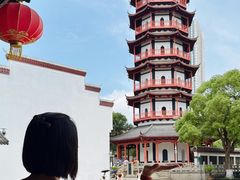 -绳金塔