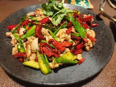 -曼听小寨海鲜烧烤·大连辣炒大王(盖州街店)