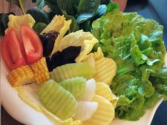 -左庭右院鲜牛肉火锅(浦江欢乐颂店)